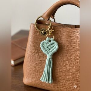 HANDCRAFTED Macrame Heart Lt Green Bag Charm Keychain Bohemian Purse Jewelry NEW